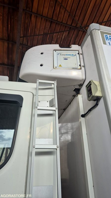 Porteur frigo Volvo FE 260 - Xe tải: hình 4 Porteur frigo Volvo FE 260 - Xe tải: hình 4