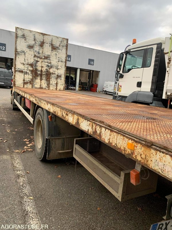 Porteur plateau DAF LF 18.250 - 2004 - 418000 Kms - Xe tải: hình 4 Porteur plateau DAF LF 18.250 - 2004 - 418000 Kms - Xe tải: hình 4