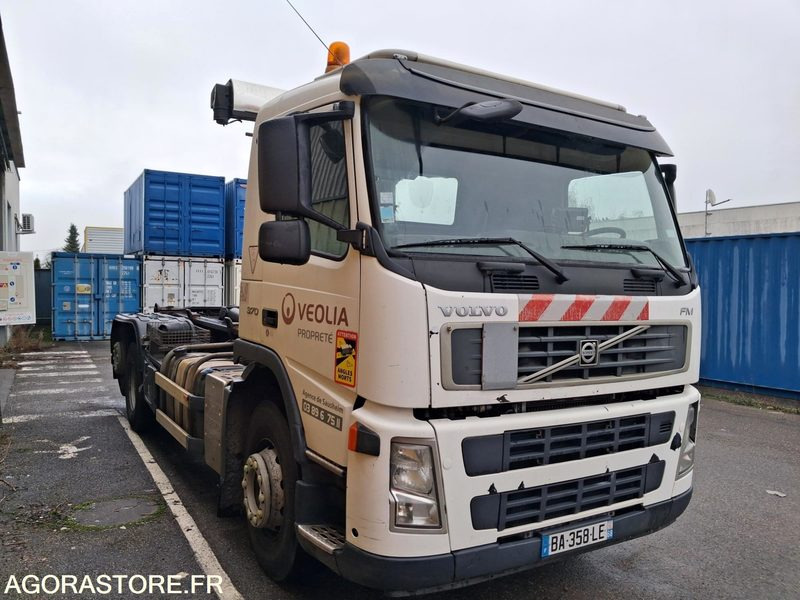 R51857-PORTEUR POLYBENNE VOLVO FM 370-ANNÉE 2010-BRAS GUIMA PALFINGER-502085 KM - Xe tải: hình 4 R51857-PORTEUR POLYBENNE VOLVO FM 370-ANNÉE 2010-BRAS GUIMA PALFINGER-502085 KM - Xe tải: hình 4