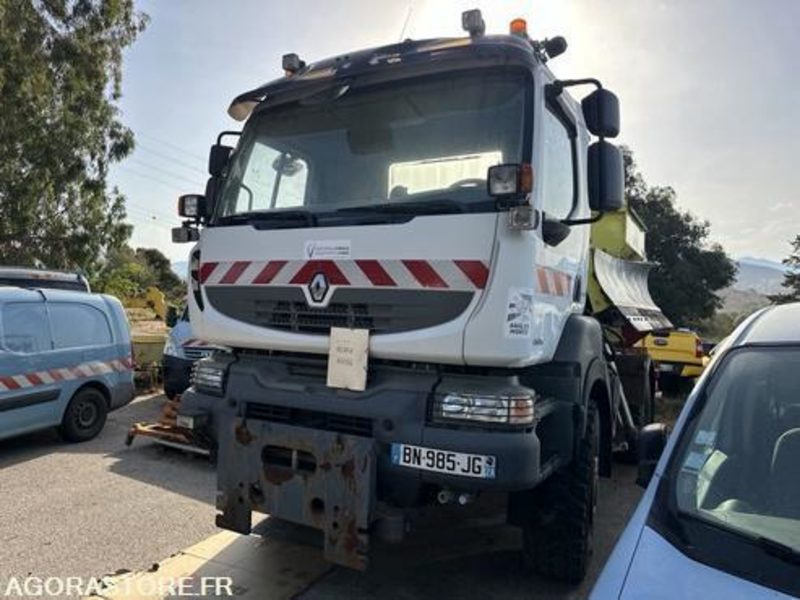 RENAULT KERAX + SALEUSE - 2011 - 63544KM - BN985JG - Xe tải: hình 4 RENAULT KERAX + SALEUSE - 2011 - 63544KM - BN985JG - Xe tải: hình 4