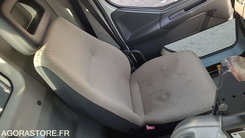 Xe tải Renault Midlum 200 - 2012 - 149256kms - CH200MM: hình 12 Xe tải Renault Midlum 200 - 2012 - 149256kms - CH200MM: hình 12