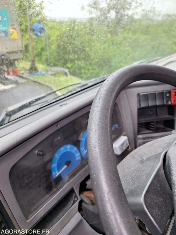Renault - Mildium - 2004 - 543497KMS - Xe tải: hình 5 Renault - Mildium - 2004 - 543497KMS - Xe tải: hình 5