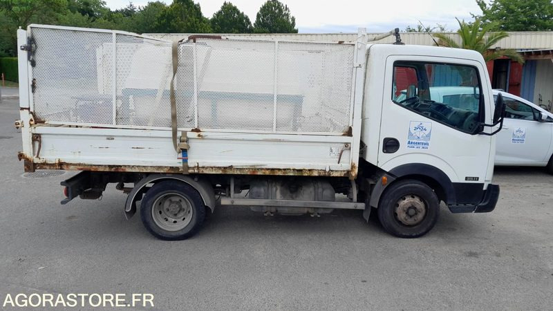 NISSAN CABSTAR DE 2007 AVEC PLATEAU 84220 KLM AVEC CONTREVISITE - Xe tải nhỏ: hình 2 NISSAN CABSTAR DE 2007 AVEC PLATEAU 84220 KLM AVEC CONTREVISITE - Xe tải nhỏ: hình 2