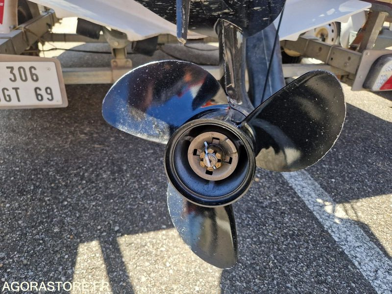 Zeppelin Command 15 sur remorque RSA - 306BGD69 - Rơ moóc kéo thuyền: hình 5 Zeppelin Command 15 sur remorque RSA - 306BGD69 - Rơ moóc kéo thuyền: hình 5