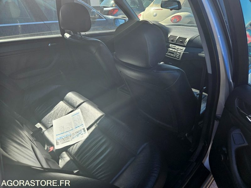 Bmw 316i touring - 2000 - 308 000km - Xe hơi: hình 5 Bmw 316i touring - 2000 - 308 000km - Xe hơi: hình 5
