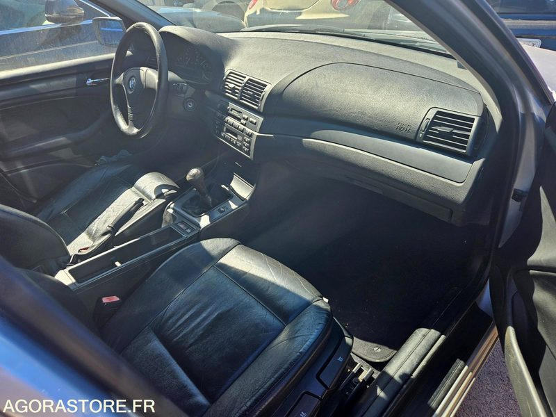 Bmw 316i touring - 2000 - 308 000km - Xe hơi: hình 4 Bmw 316i touring - 2000 - 308 000km - Xe hơi: hình 4