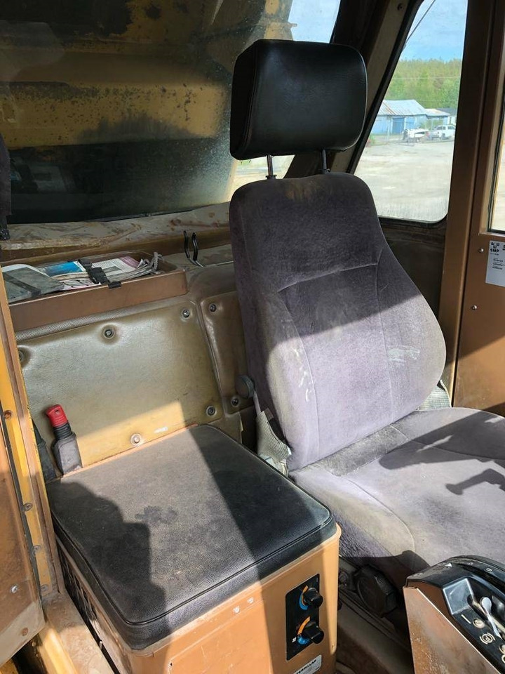 CAT 773B - Xe ben cứng/ Xe chở đá: hình 5 CAT 773B - Xe ben cứng/ Xe chở đá: hình 5