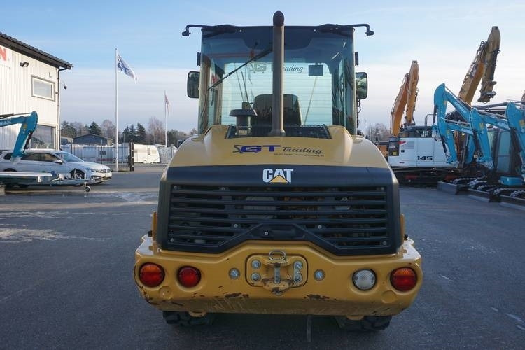 CAT 906 M - Máy xúc lật bánh lốp: hình 4 CAT 906 M - Máy xúc lật bánh lốp: hình 4