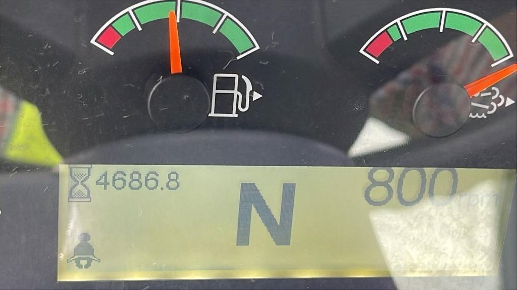 CAT 938M - Máy xúc lật bánh lốp: hình 5 CAT 938M - Máy xúc lật bánh lốp: hình 5