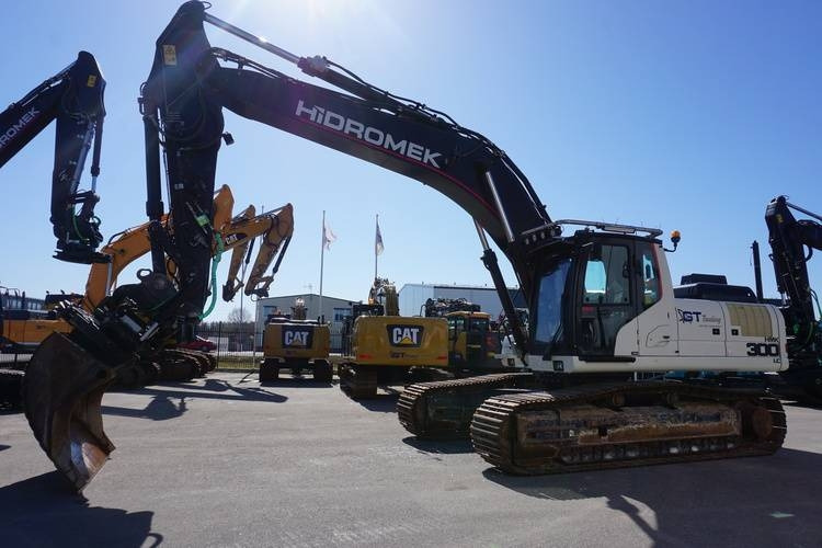 Hidromek 300LC-3B - Máy xúc bánh xích: hình 1 Hidromek 300LC-3B - Máy xúc bánh xích: hình 1