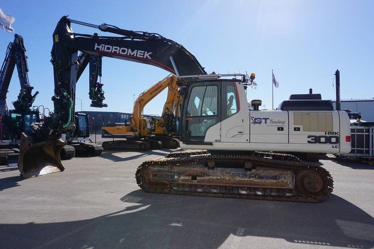 Hidromek HMK 300 LC - Máy xúc bánh xích: hình 1 Hidromek HMK 300 LC - Máy xúc bánh xích: hình 1