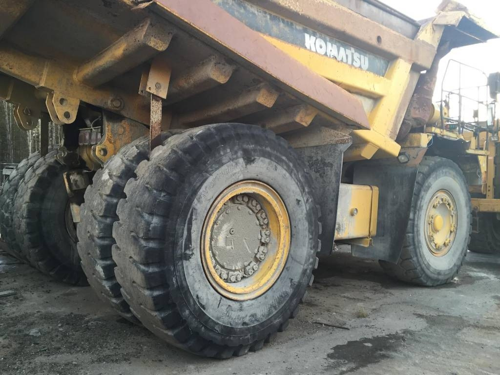 Komatsu HD 465-5 - Xe ben cứng/ Xe chở đá: hình 1 Komatsu HD 465-5 - Xe ben cứng/ Xe chở đá: hình 1
