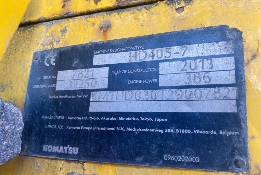 Komatsu HD405-7 - Xe ben cứng/ Xe chở đá: hình 3 Komatsu HD405-7 - Xe ben cứng/ Xe chở đá: hình 3