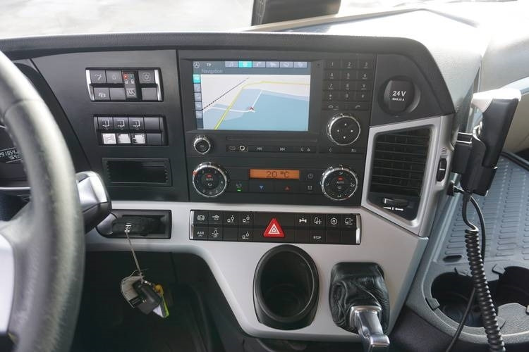 Xe ben Mercedes-Benz Arocs 3263 , 8x4 Tridem: hình 17