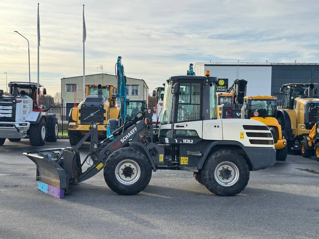 Terex TL 100 - Máy xúc lật bánh lốp: hình 3 Terex TL 100 - Máy xúc lật bánh lốp: hình 3