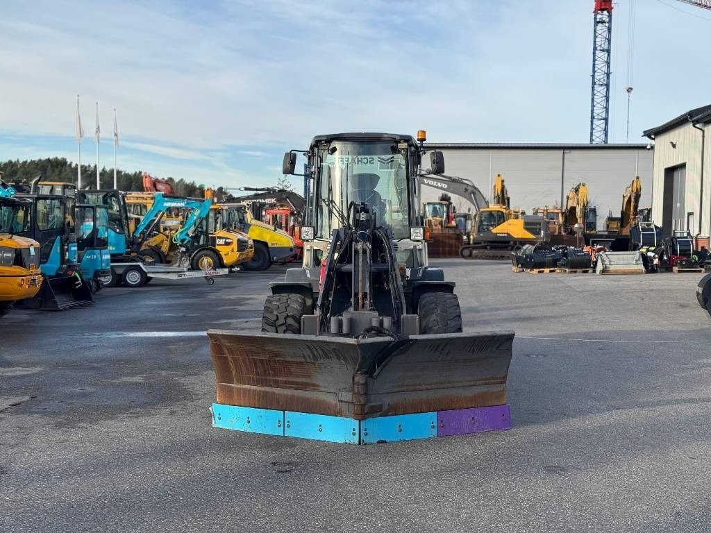 Terex TL 100 - Máy xúc lật bánh lốp: hình 1 Terex TL 100 - Máy xúc lật bánh lốp: hình 1