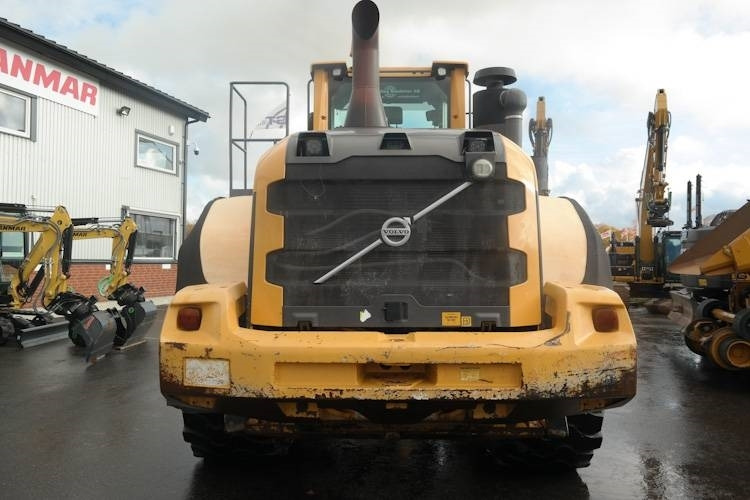 Volvo L220G - Máy xúc lật bánh lốp: hình 3 Volvo L220G - Máy xúc lật bánh lốp: hình 3