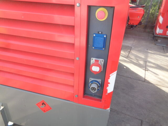 Atlas Copco QAS30 - Bộ phát điện: hình 4 Atlas Copco QAS30 - Bộ phát điện: hình 4