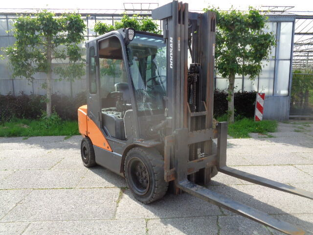 Doosan D35C-7 - Xe nâng: hình 3 Doosan D35C-7 - Xe nâng: hình 3