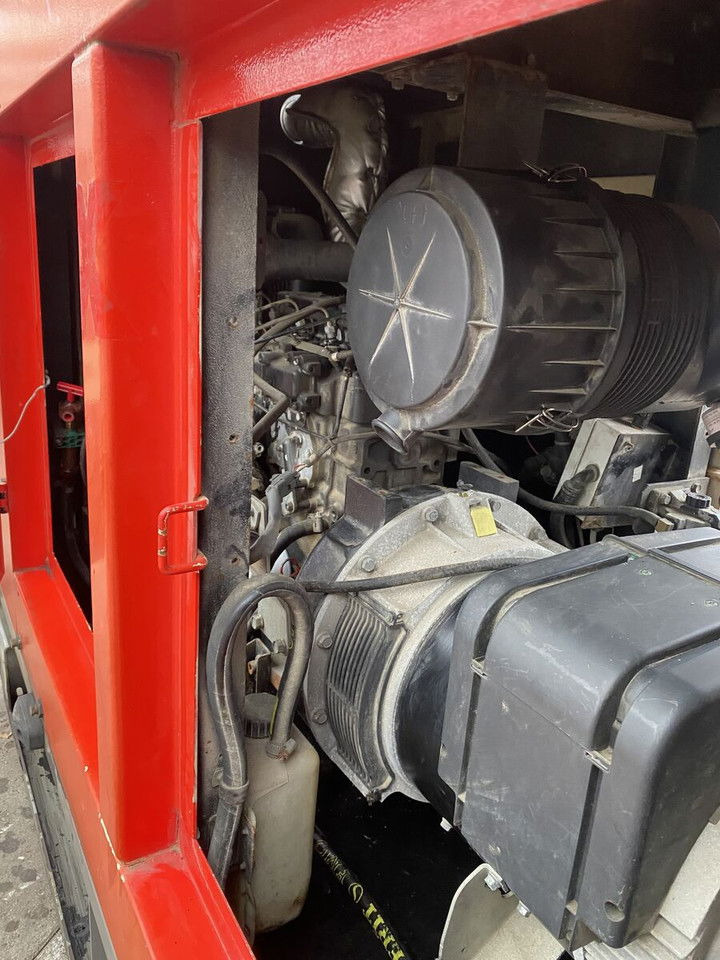 Doosan G40 - Bộ phát điện: hình 5 Doosan G40 - Bộ phát điện: hình 5