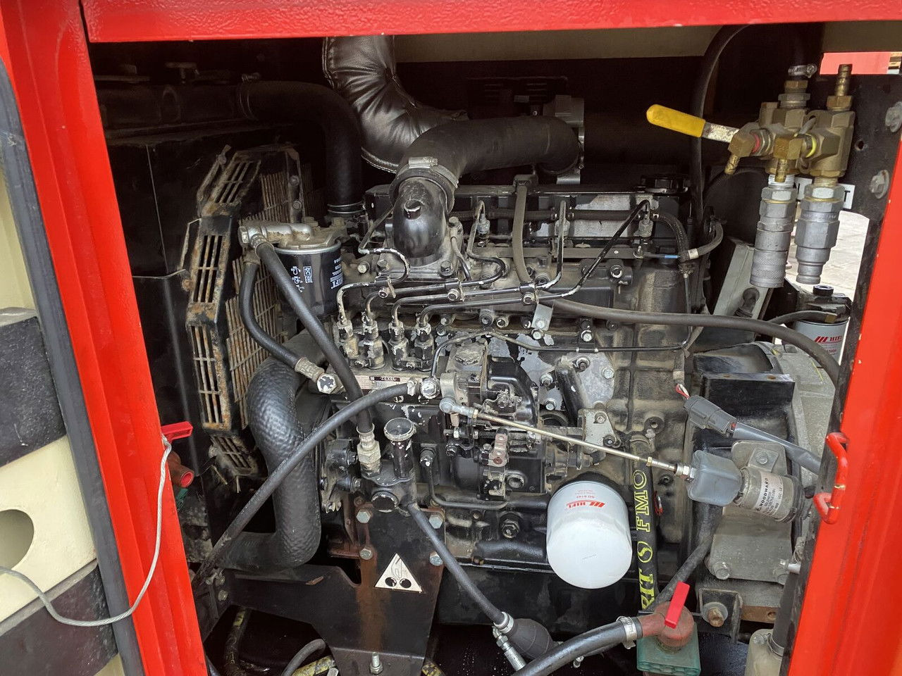 Doosan G40 - Bộ phát điện: hình 4 Doosan G40 - Bộ phát điện: hình 4