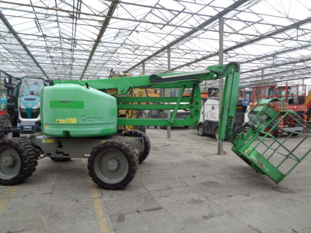 Genie Z45/25 - Xe nâng người nhiều khớp nối: hình 2 Genie Z45/25 - Xe nâng người nhiều khớp nối: hình 2