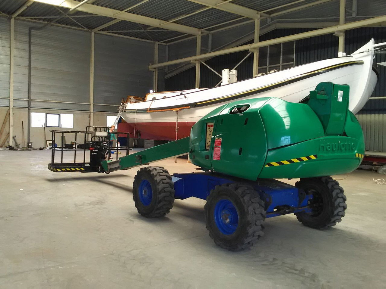 Haulotte HX14 - Xe nâng người hình viễn vọng kính: hình 3 Haulotte HX14 - Xe nâng người hình viễn vọng kính: hình 3