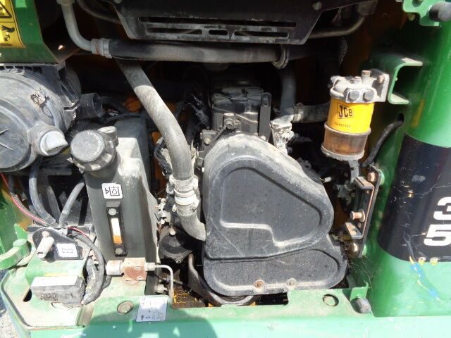 JCB 135 R - Máy xúc lật đa năng: hình 5 JCB 135 R - Máy xúc lật đa năng: hình 5