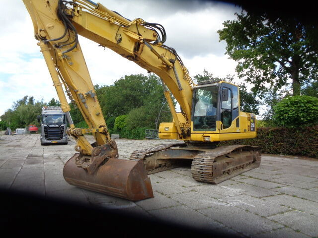 Komatsu PC210 LC-8 - Máy xúc bánh xích: hình 2 Komatsu PC210 LC-8 - Máy xúc bánh xích: hình 2