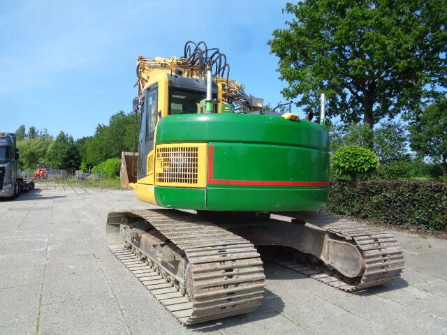 Komatsu PC228uslc-8 - Máy xúc bánh xích: hình 2 Komatsu PC228uslc-8 - Máy xúc bánh xích: hình 2