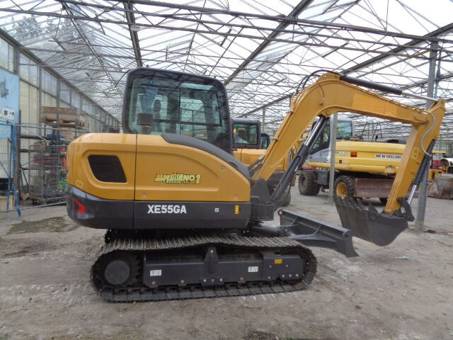 Kubota XE55GA - Máy xúc mini: hình 2 Kubota XE55GA - Máy xúc mini: hình 2