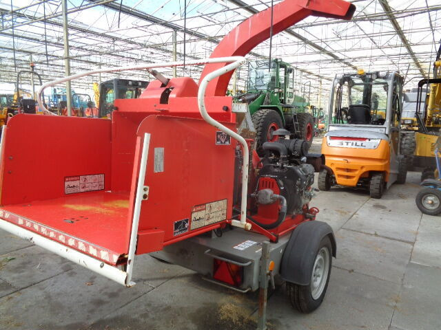 Vermeer BC600XL - Máy đốn cây: hình 1 Vermeer BC600XL - Máy đốn cây: hình 1