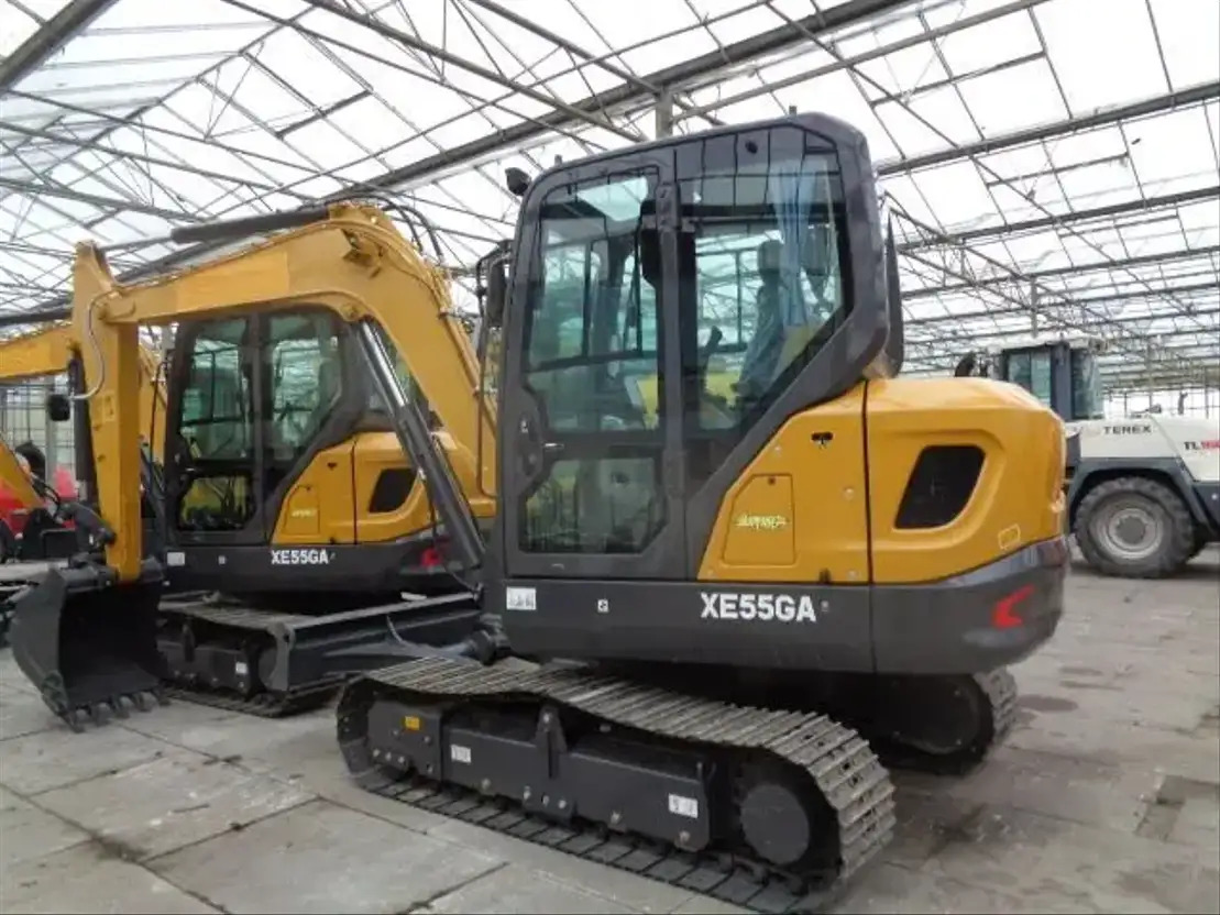 XCMG XE55GA - Máy xúc bánh xích: hình 1 XCMG XE55GA - Máy xúc bánh xích: hình 1