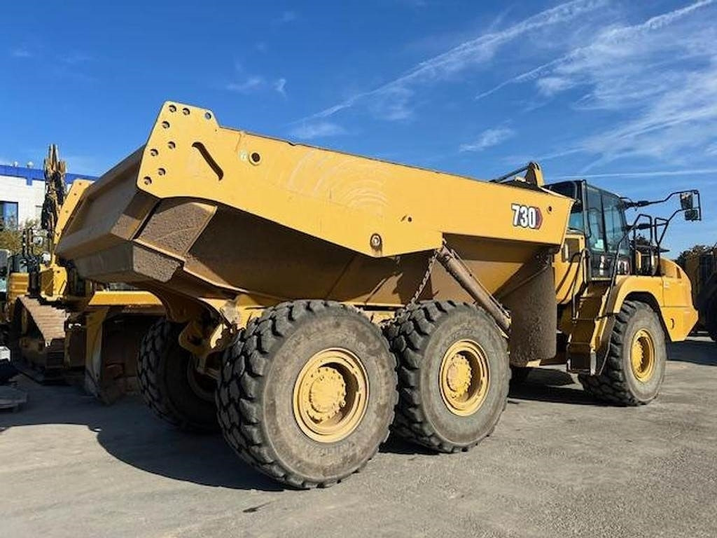 CAT 730 - Xe ben đổ có khớp nối: hình 2 CAT 730 - Xe ben đổ có khớp nối: hình 2