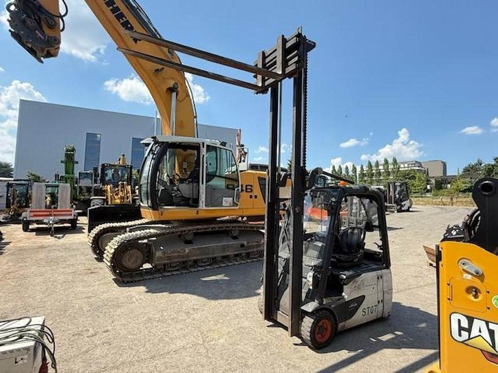 Linde E16-02 - Xe nâng điện: hình 4 Linde E16-02 - Xe nâng điện: hình 4