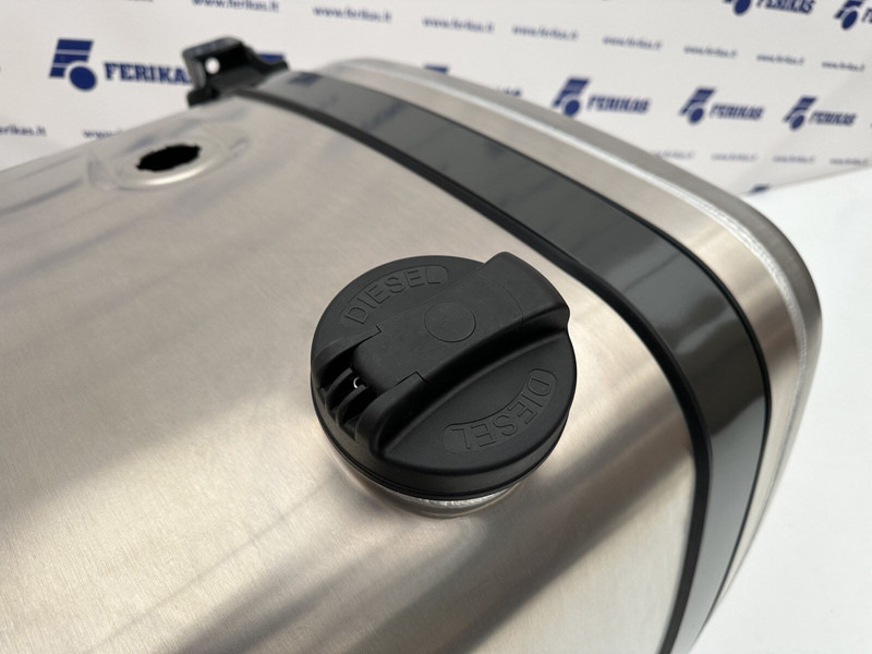 Combined oil fuel tank 165L oil tank 200L fuel tank 620x675x970 - Bồn thủy lực cho Xe tải: hình 4 Combined oil fuel tank 165L oil tank 200L fuel tank 620x675x970 - Bồn thủy lực cho Xe tải: hình 4