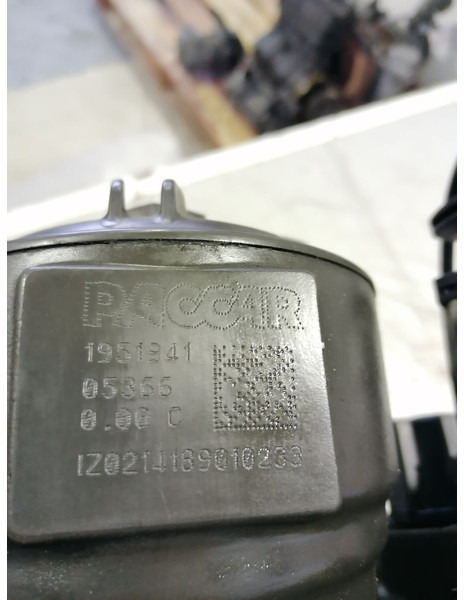 DAF XF 106 - Bộ lọc nhiên liệu cho Xe tải: hình 4 DAF XF 106 - Bộ lọc nhiên liệu cho Xe tải: hình 4