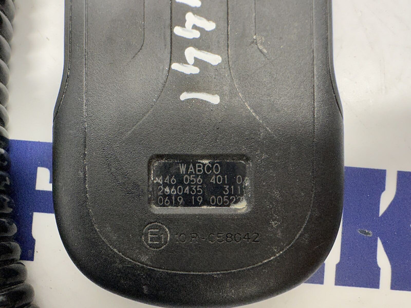 DAF suspension remote control - Hệ thống treo cho Xe tải: hình 3 DAF suspension remote control - Hệ thống treo cho Xe tải: hình 3