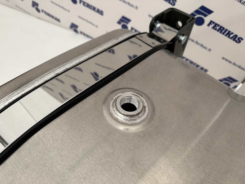 Hydraulic aluminum oil tank 204L - Bồn thủy lực cho Xe tải: hình 5 Hydraulic aluminum oil tank 204L - Bồn thủy lực cho Xe tải: hình 5