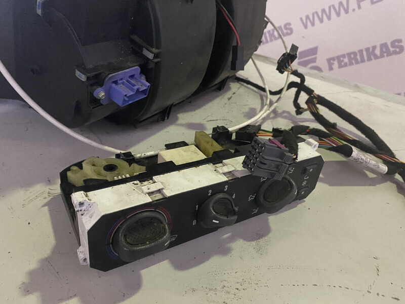 Iveco STRALIS - Cấp nhiệt/ Thông gió cho Xe tải: hình 3 Iveco STRALIS - Cấp nhiệt/ Thông gió cho Xe tải: hình 3