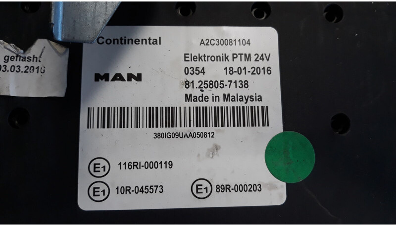 MAN D2676 EURO 6 ECU set , ignition with key - ECU cho Xe tải: hình 3 MAN D2676 EURO 6 ECU set , ignition with key - ECU cho Xe tải: hình 3