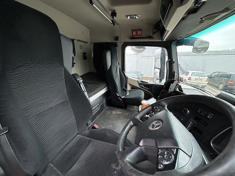 Mercedes-Benz 2018 Mercedes Benz Actros MP4 EURO 6 breaking for parts - Cabin và nội thất cho Xe tải: hình 5 Mercedes-Benz 2018 Mercedes Benz Actros MP4 EURO 6 breaking for parts - Cabin và nội thất cho Xe tải: hình 5