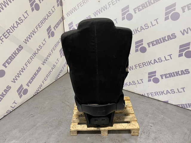 Mercedes-Benz Actros - Chỗ ngồi cho Xe tải: hình 5 Mercedes-Benz Actros - Chỗ ngồi cho Xe tải: hình 5