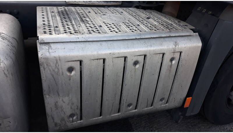 Mercedes-Benz Actros - Bộ giảm thanh cho Xe tải: hình 1 Mercedes-Benz Actros - Bộ giảm thanh cho Xe tải: hình 1