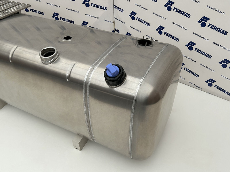 Mercedes-Benz Fuel tank 680L + 120L AdBlue - Bình nhiên liệu cho Xe tải: hình 3 Mercedes-Benz Fuel tank 680L + 120L AdBlue - Bình nhiên liệu cho Xe tải: hình 3
