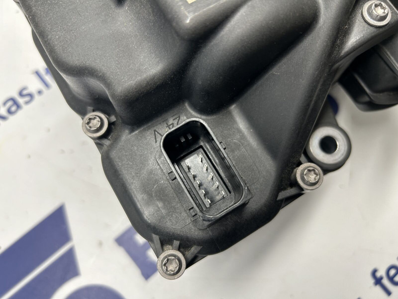 Renault AdBlue pump - Hệ thống xả cho Xe tải: hình 3 Renault AdBlue pump - Hệ thống xả cho Xe tải: hình 3