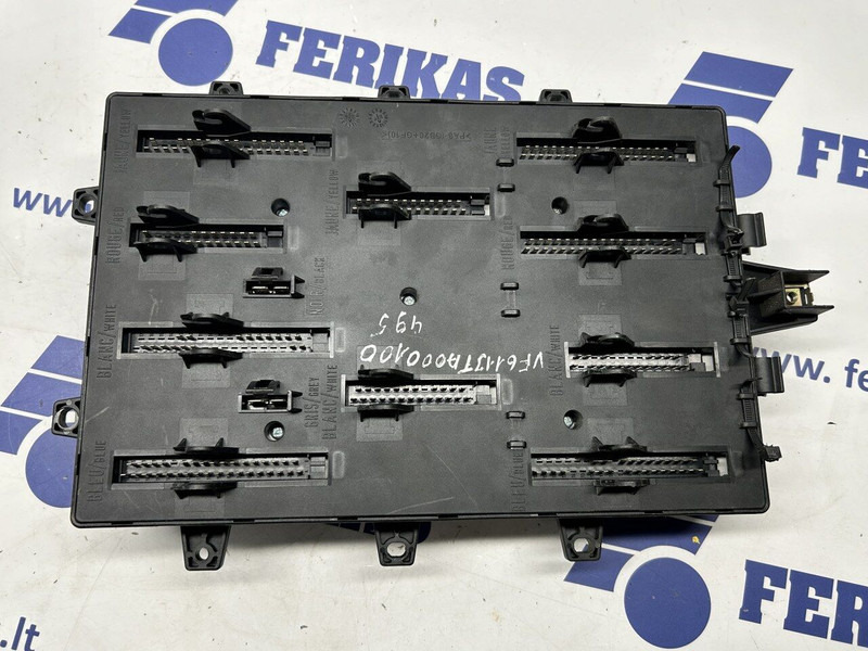 Renault fuse relay box - Linh kiện điện cho Xe tải: hình 2 Renault fuse relay box - Linh kiện điện cho Xe tải: hình 2