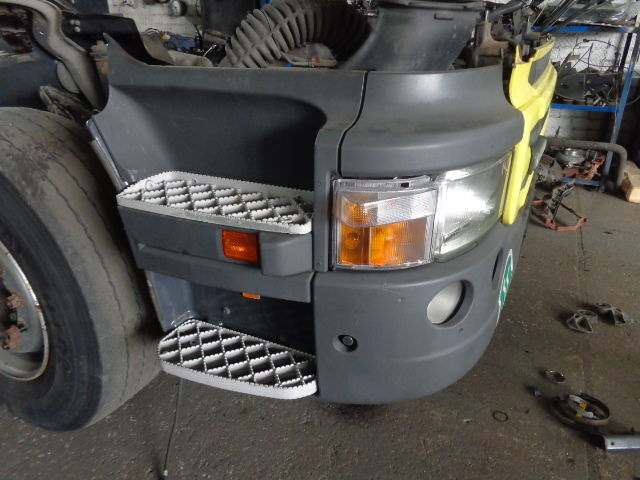 Scania Full complete lower bumper with brackets - Cản xe cho Xe tải: hình 5 Scania Full complete lower bumper with brackets - Cản xe cho Xe tải: hình 5