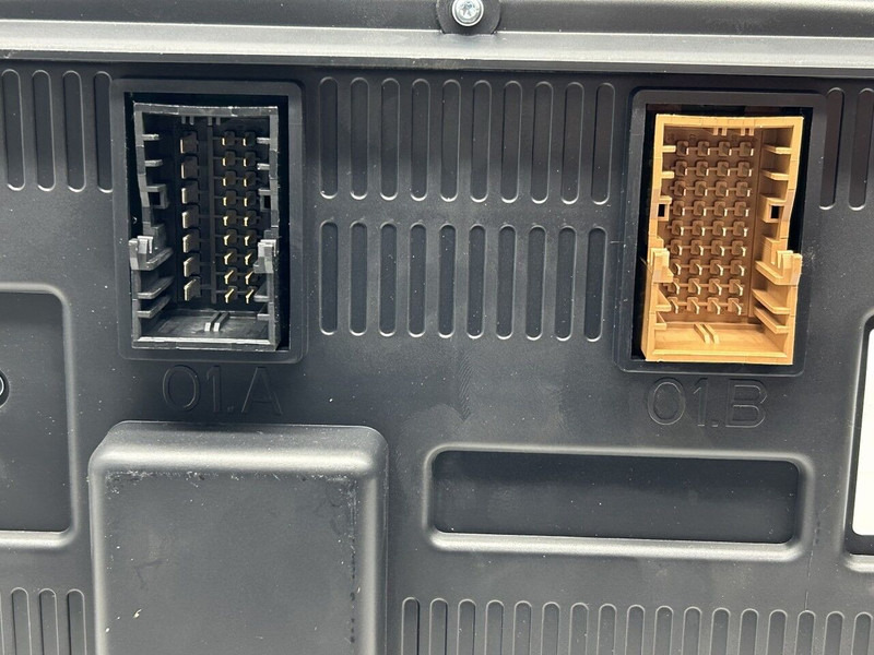 Scania LED - Bảng điều khiển cho Xe tải: hình 3 Scania LED - Bảng điều khiển cho Xe tải: hình 3