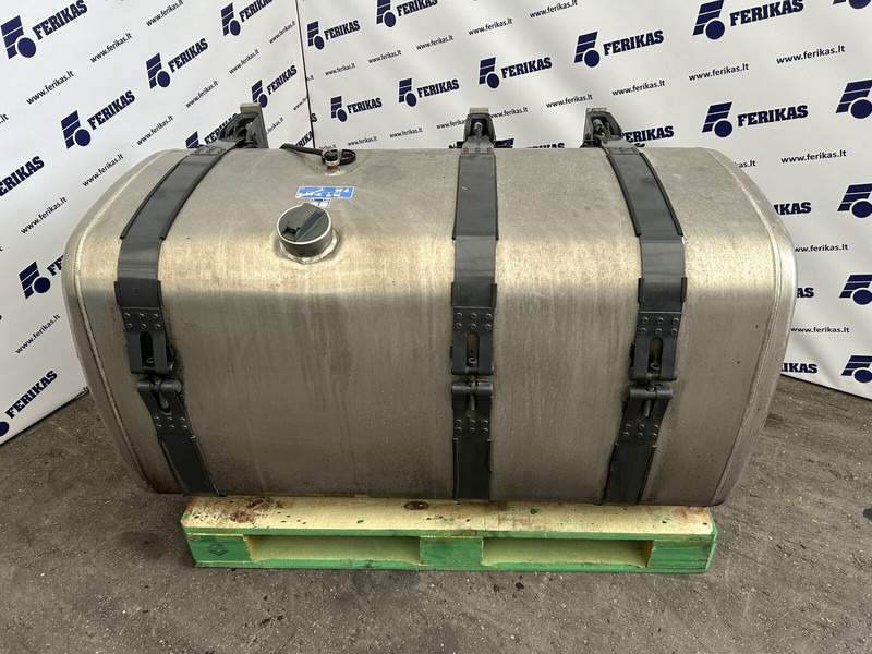 Scania Scania R 575L complete fuel tank 700x725x1340 - Bình nhiên liệu cho Xe tải: hình 1 Scania Scania R 575L complete fuel tank 700x725x1340 - Bình nhiên liệu cho Xe tải: hình 1